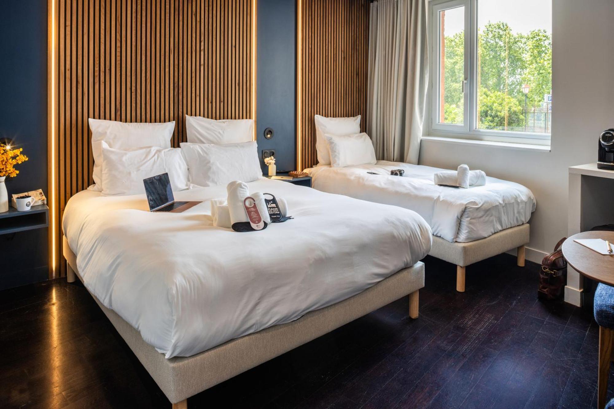 Ovyo Hotel 4*
